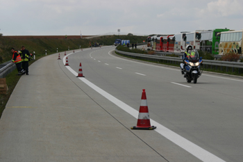 A38 Autobahn Papstbesuch Etzelsbach Eichsfeld Vollsperrung Pilger Polizeikontrolle Motorradstreife 12