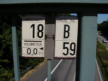 A540 Autobahn Jüchen Grevenbroich Rommerskirchen B59n Anschluß A46  Betriebskilometrierung 02