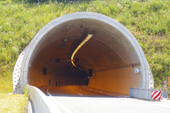Autobahntunnel A 44 Schulbergtunnel Tunnelportal 71