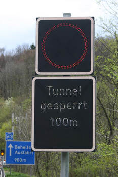 Autobahntunnel A 8 Lämmerbuckel Tunnelsicherheit Soperrung 84
