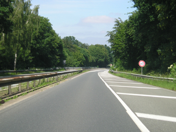 Bundestraße B61 Sudbachtalbrücke Autobahn A5 Nord Löhne 40
